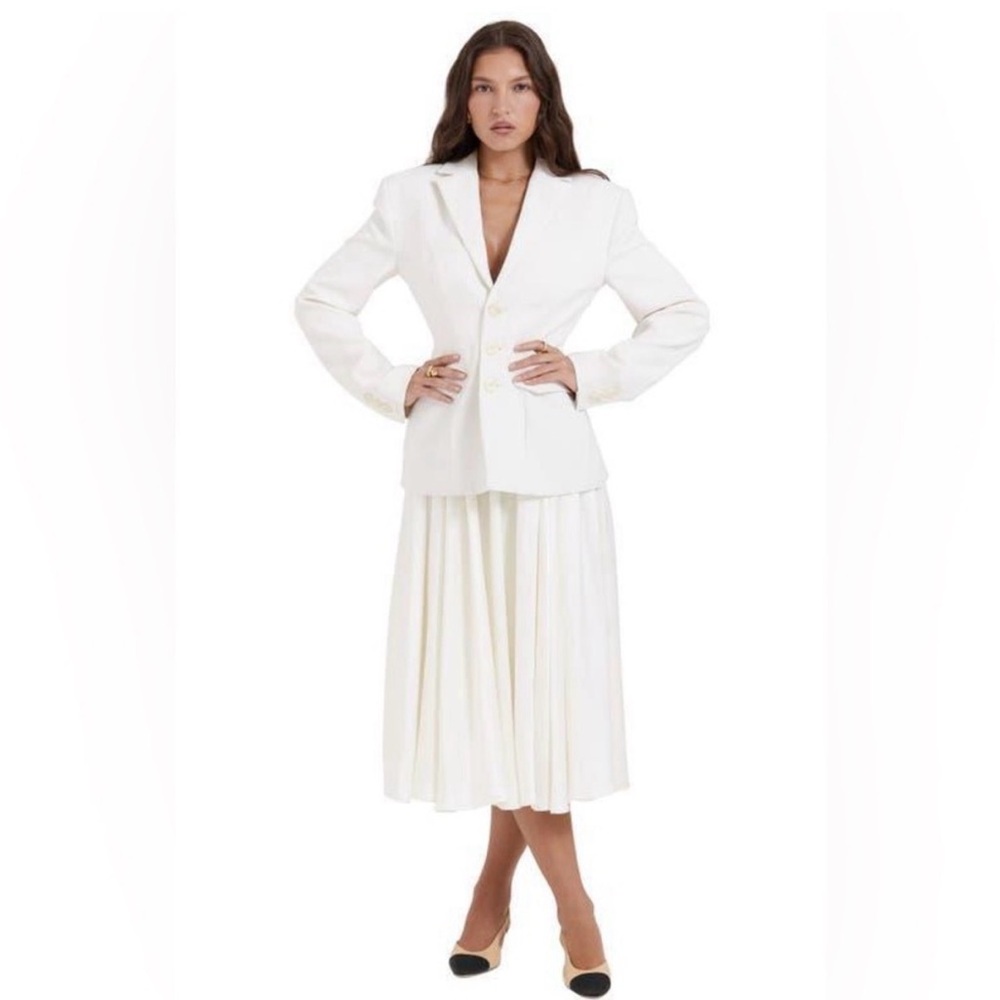 HOUSE OF CB 'Suzette' Ivory Gathered Midi Skirt
